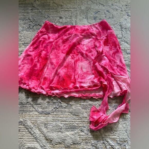 Women’s size L Pink Tie-Dye Mini skirt NWOT - Picture 3 of 7